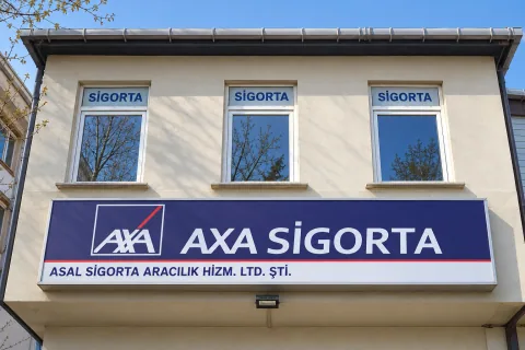 AXA Asal Sigorta için baskılı tabela yüzeyi tasarım örneği